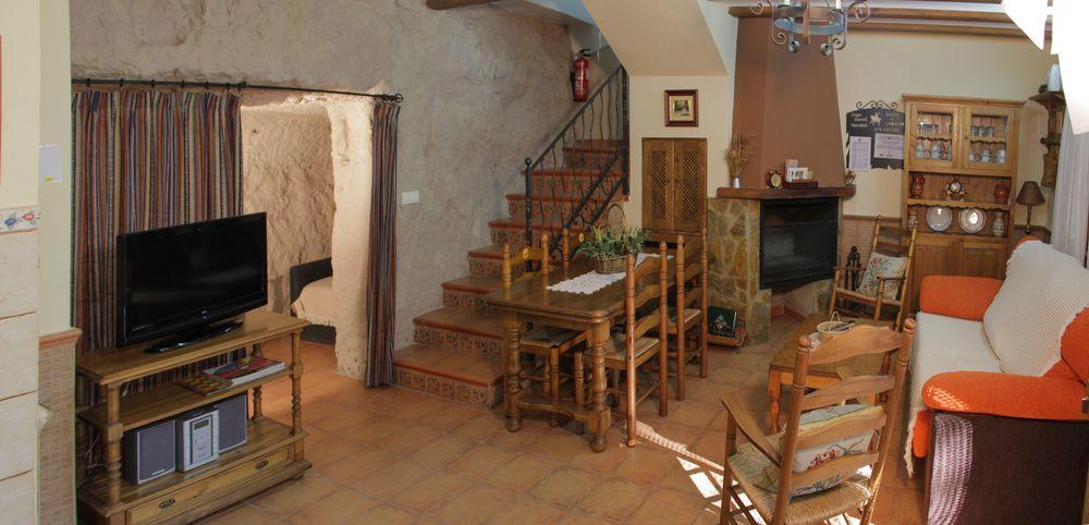 Casas Alcala * Alcala del Jucar